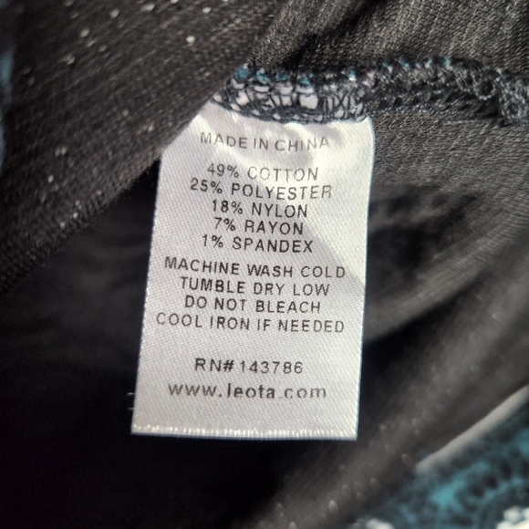 Leota Stitch Fix Jade Green Medallion Pull on Pencil Skirt Sz S - Picture 5 of 6